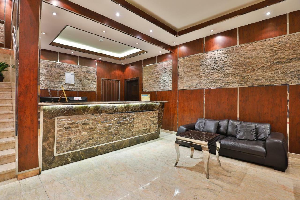 قصر اليمامة للاجنحة الفندقية-فرع السلام Riyadh Exterior photo